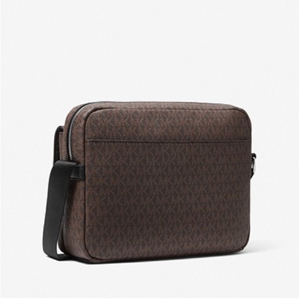 💯NEW🔲Michael Kors Men Cooper Logo Camera Bag/Messenger bag/crossbody bag - Picture 3 of 5